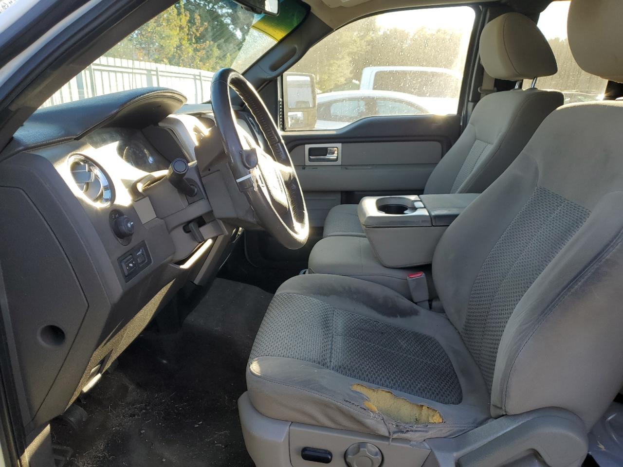 2010 Ford F150 Super Cab VIN: 1FTFX1EV1AFB17665 Lot: 74974404