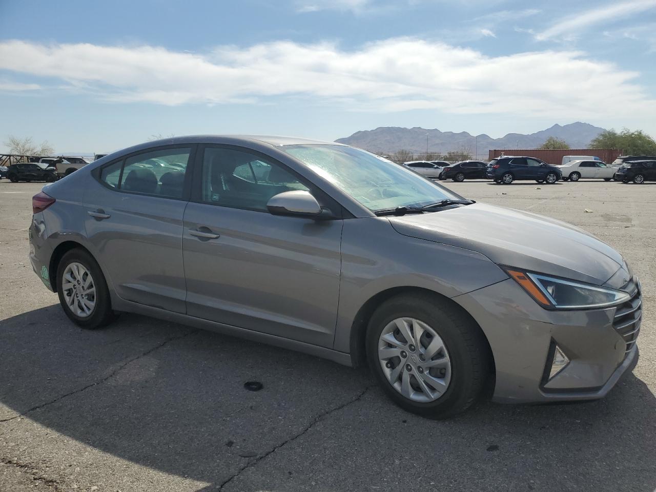 2020 Hyundai Elantra - Image 4