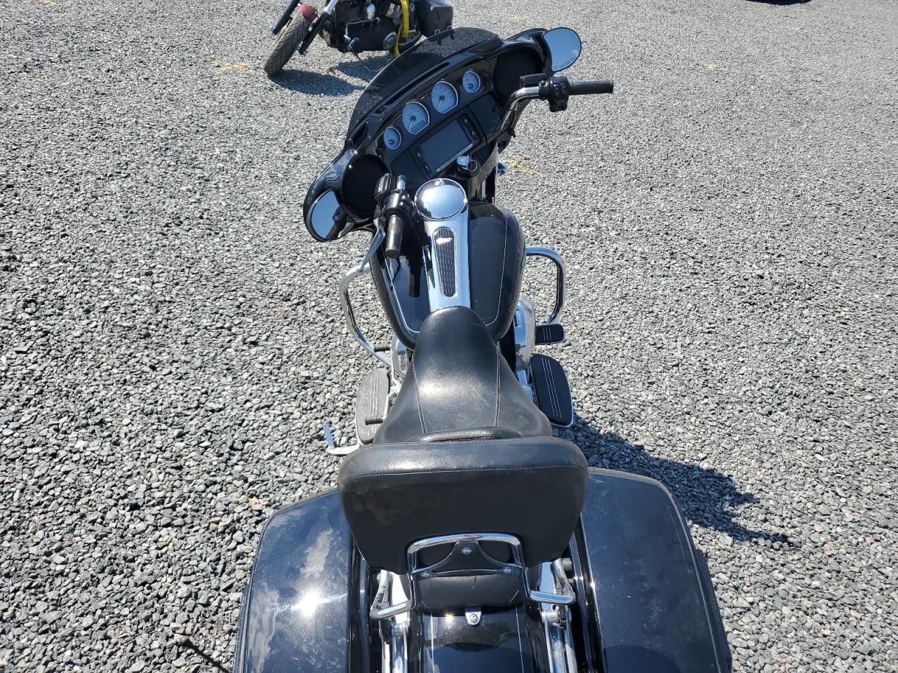 2015 Harley-Davidson Flhxs Street Glide Special VIN: 1HD1KRM14FB692362 Lot: 75425754