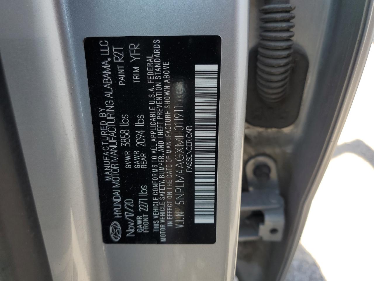 2021 Hyundai Elantra - Image 13