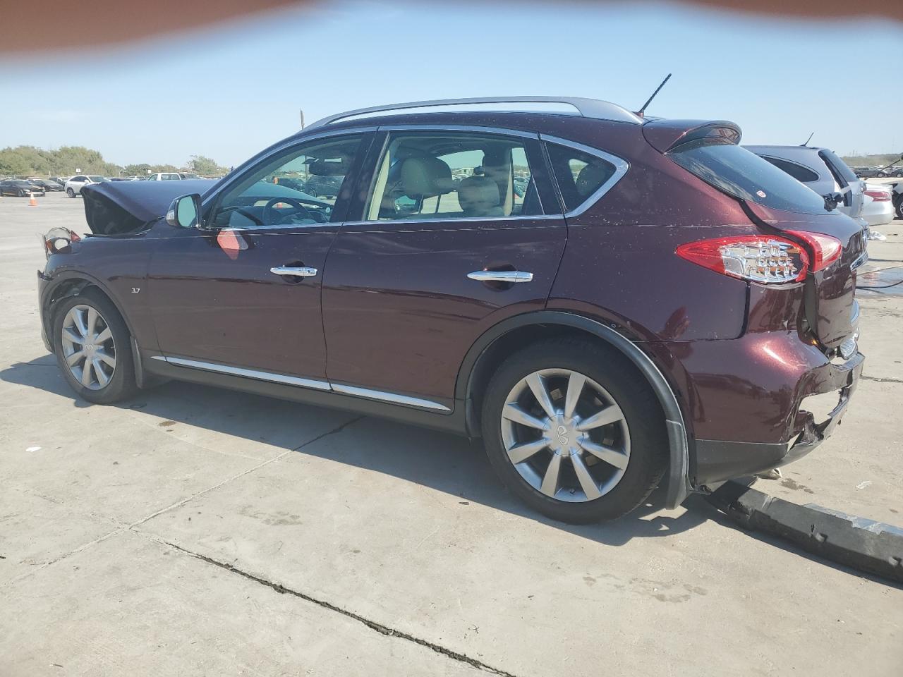 2016 Infiniti QX50 - Image 2