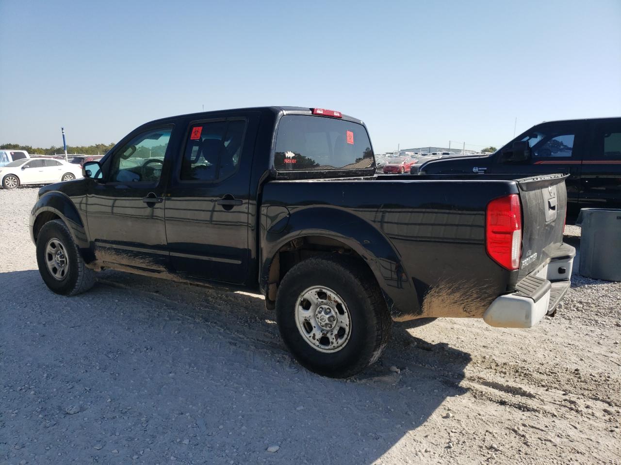 2014 Nissan Navara (Frontier) - Image 2
