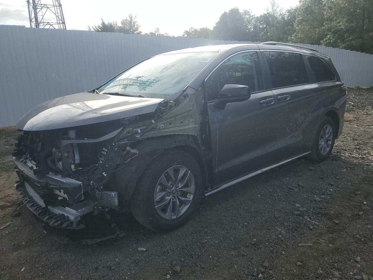 5TDKRKEC5PS171508 2023 TOYOTA SIENNA - Image 1