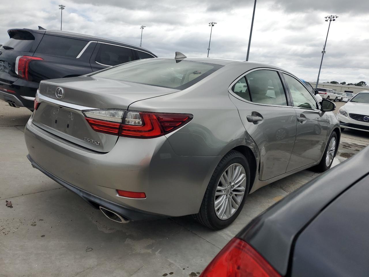 JTHBK1GG1H2253290 2017 Lexus Es 350