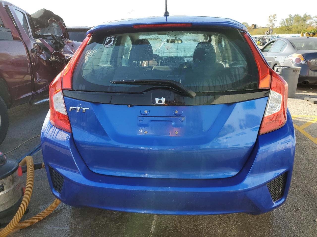 2015 Honda Fit Lx VIN: 3HGGK5H55FM786066 Lot: 75024174