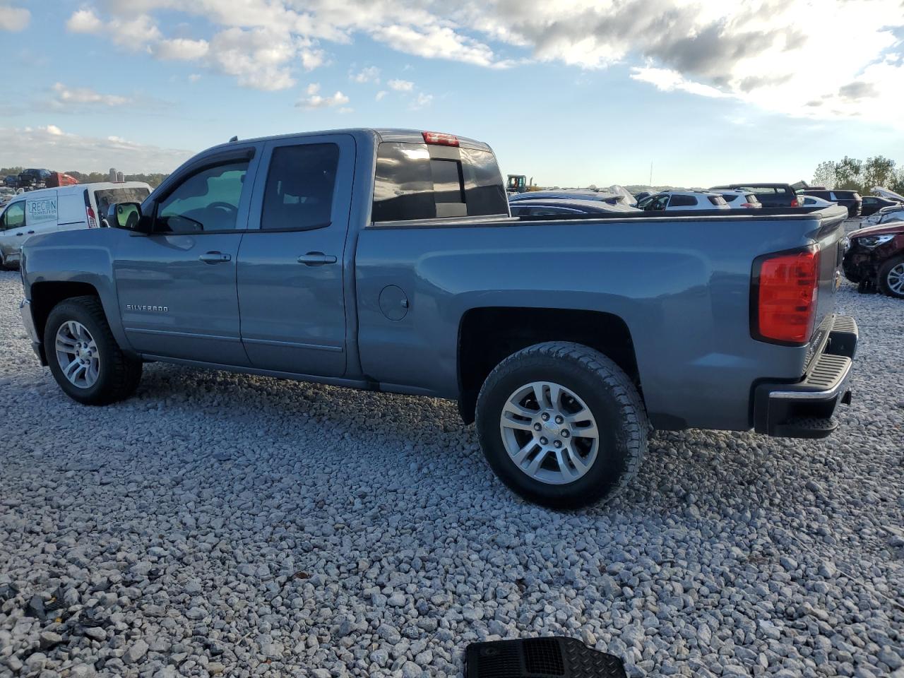 2016 Chevrolet Silverado - Image 2