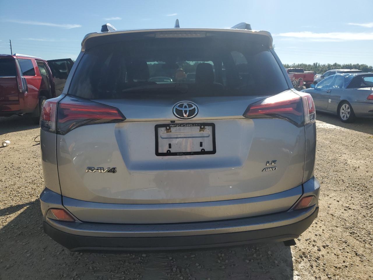 2017 Toyota Rav4 Le VIN: 2T3BFREVXHW600810 Lot: 73493854