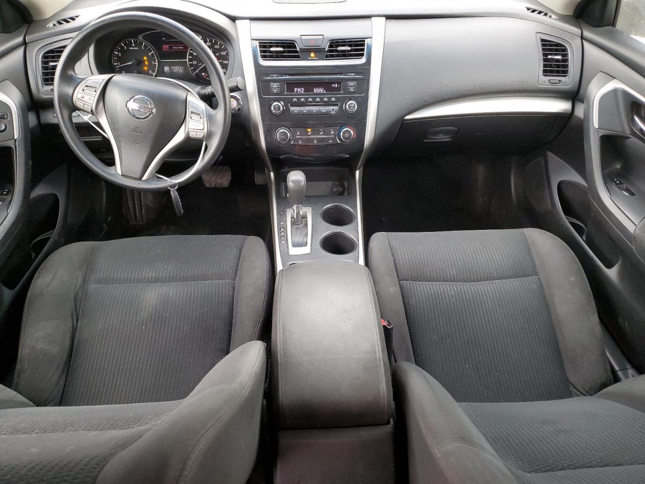 2015 Nissan Altima - Image 8