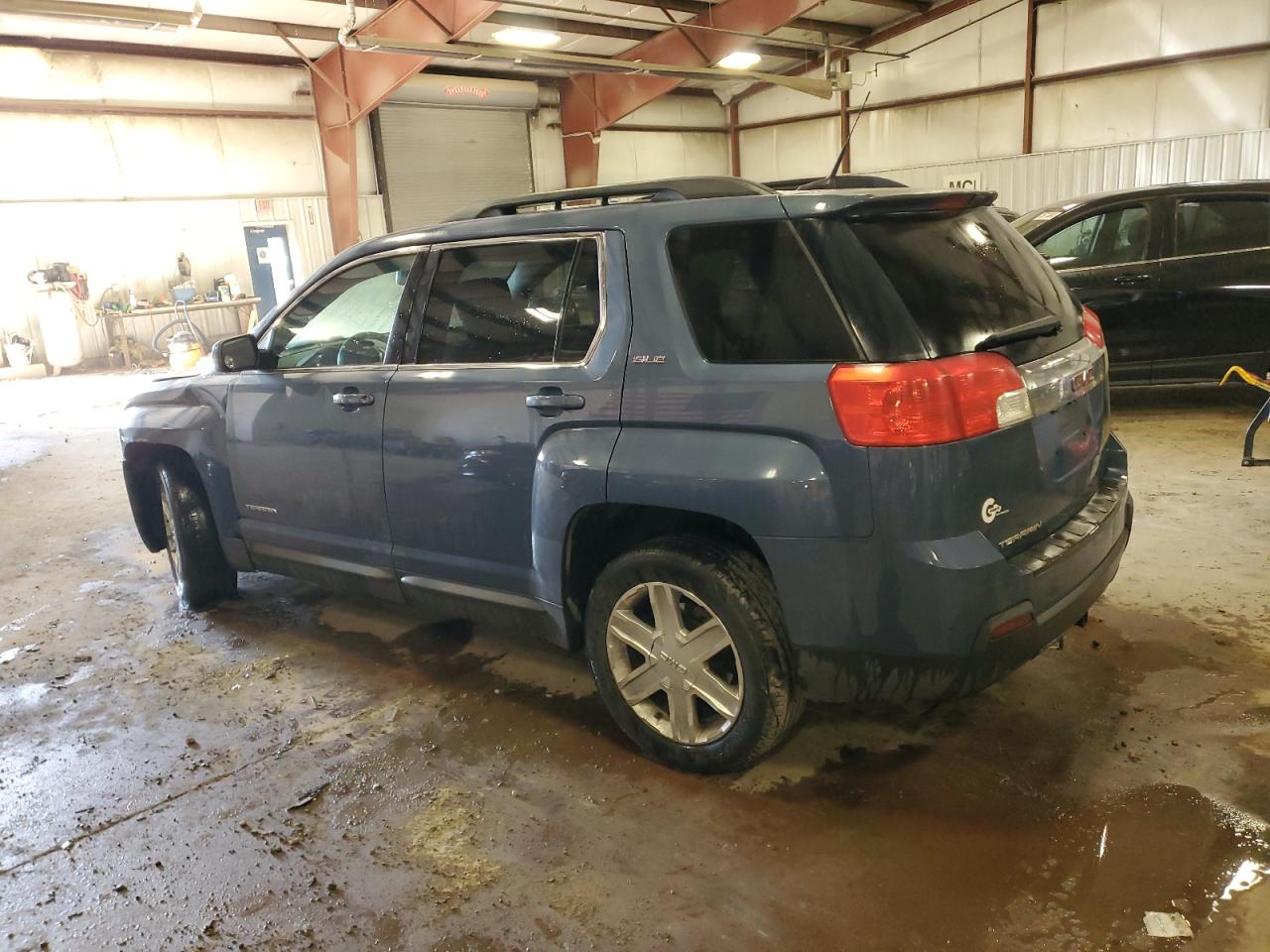 2011 GMC Terrain - Image 2