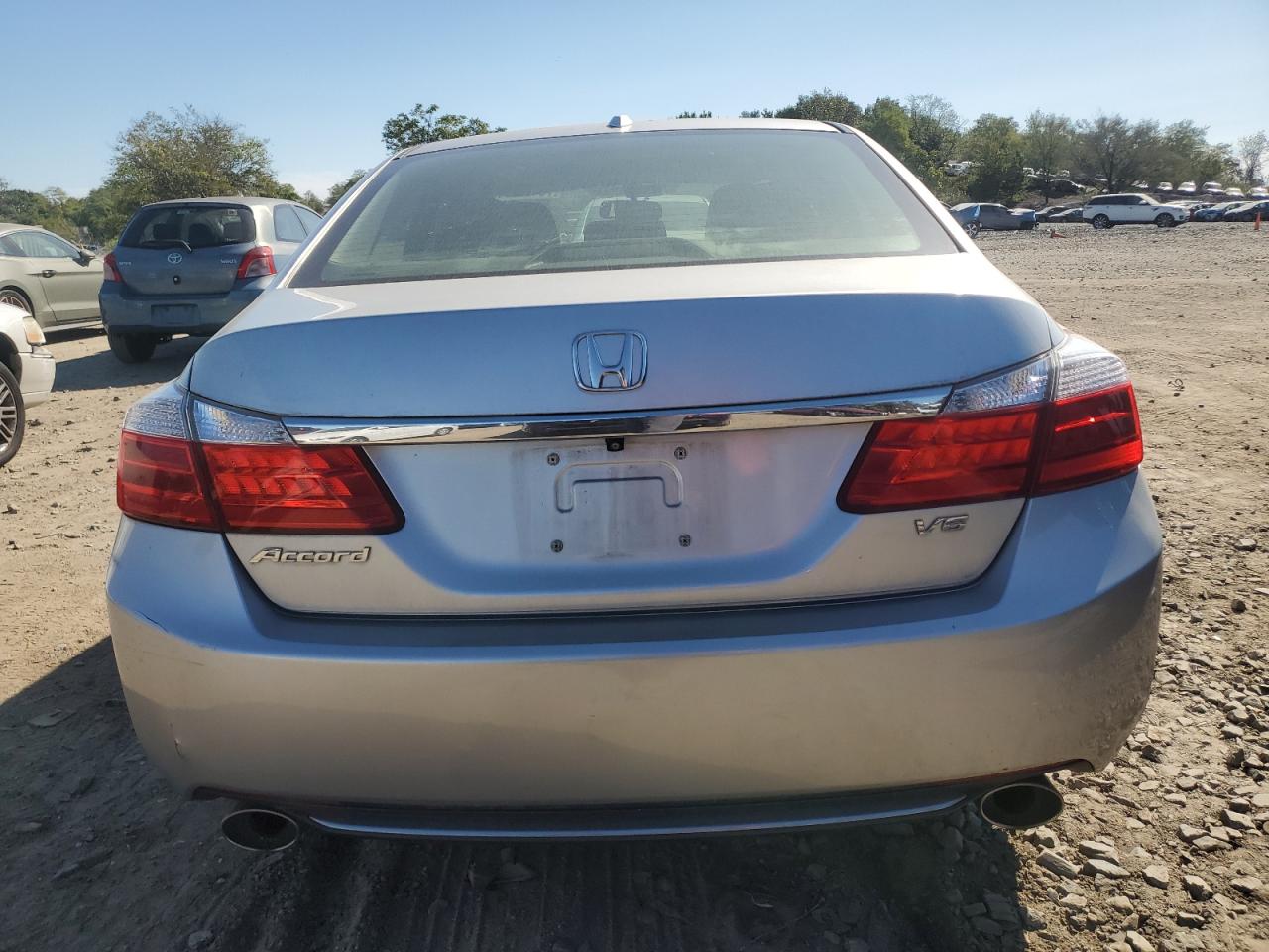 1HGCR3F84FA021309 2015 Honda Accord Exl