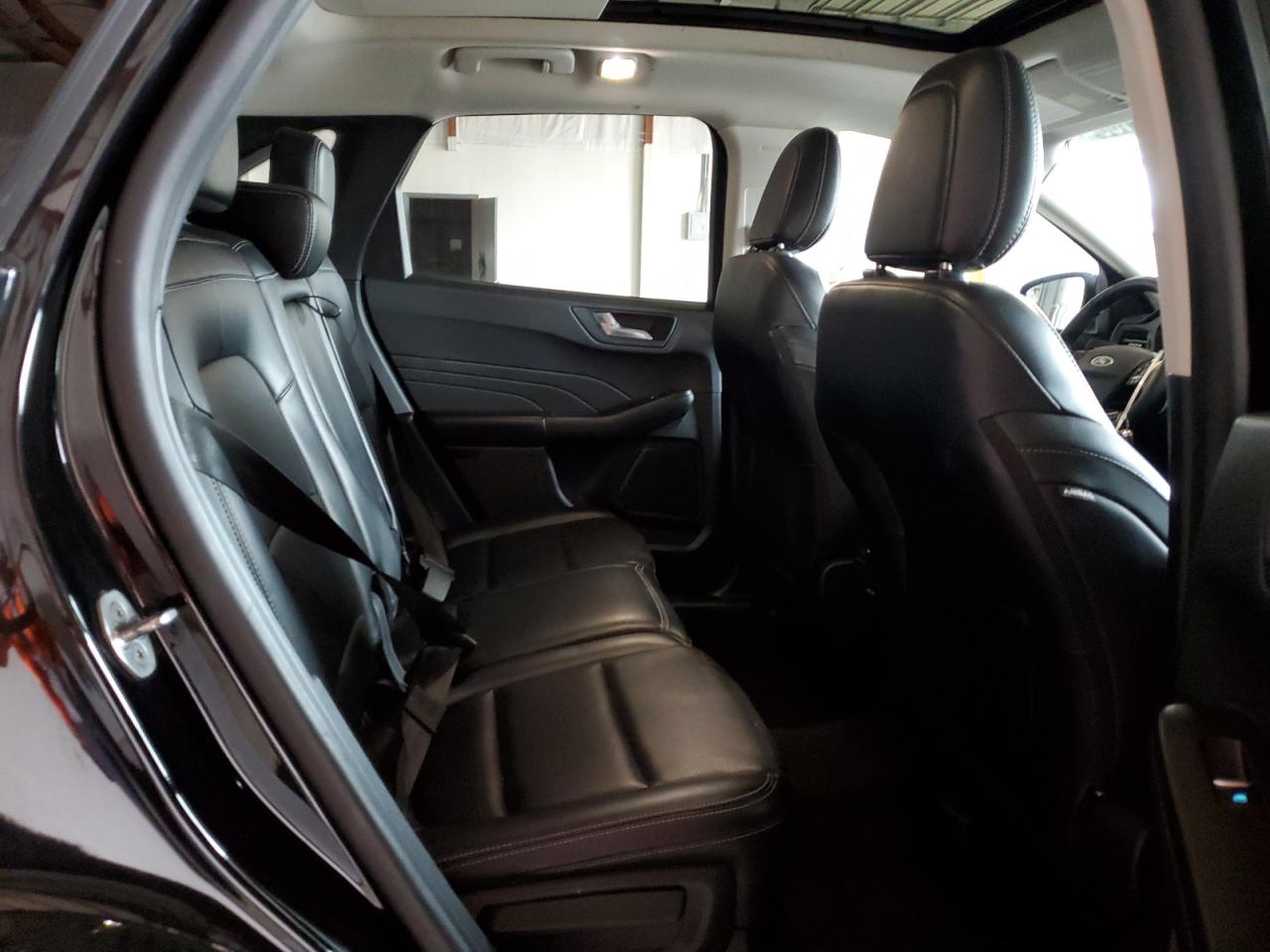 2021 Ford Escape - Image 11