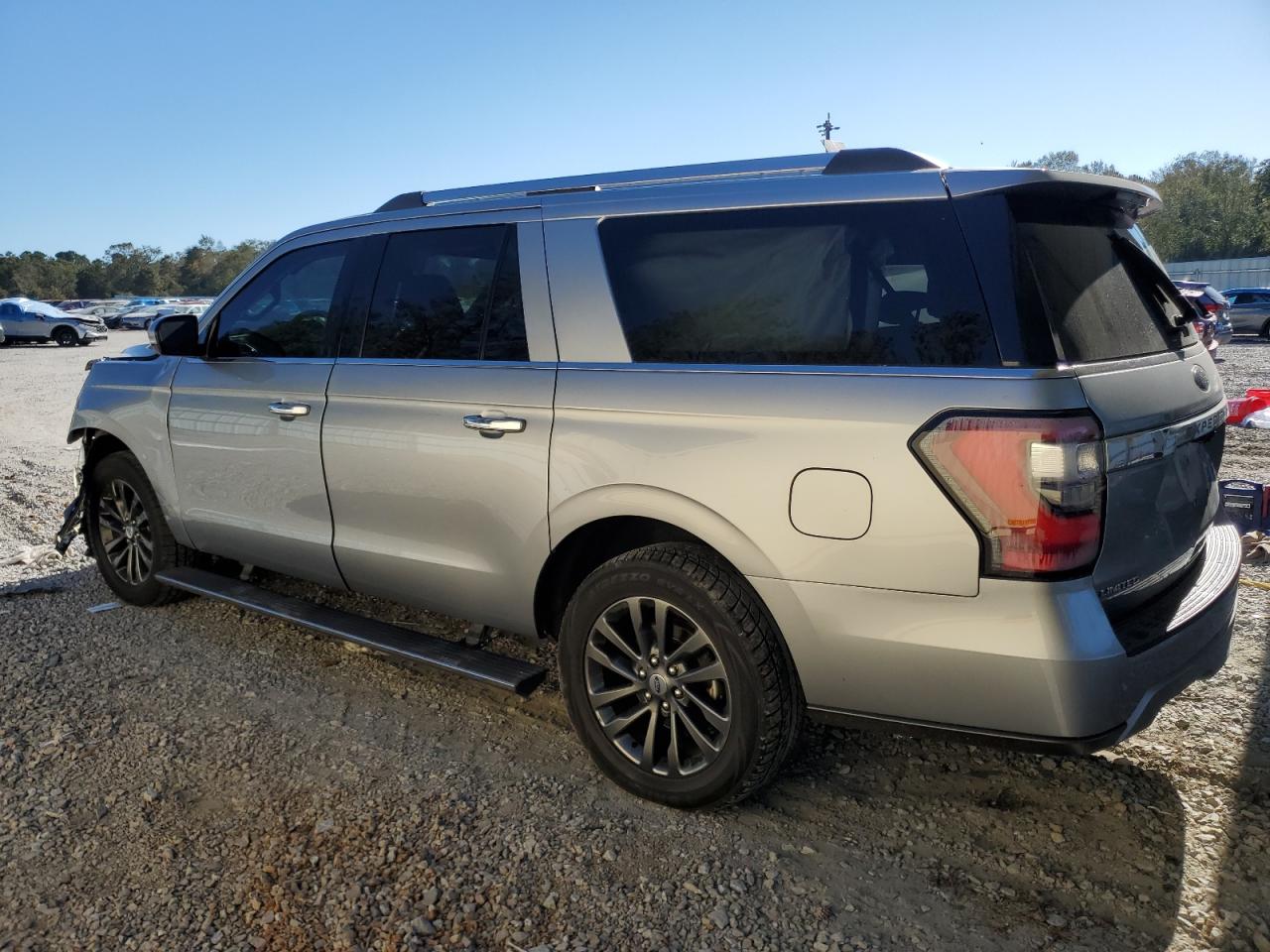 2021 Ford Expedition - Image 2