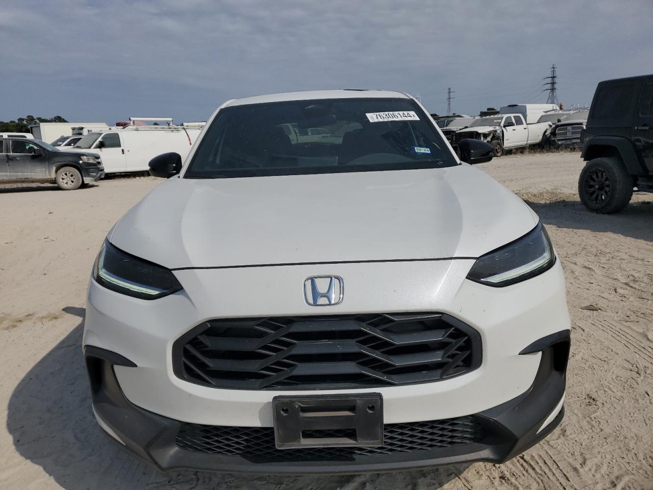 2023 Honda HR-V - Image 5