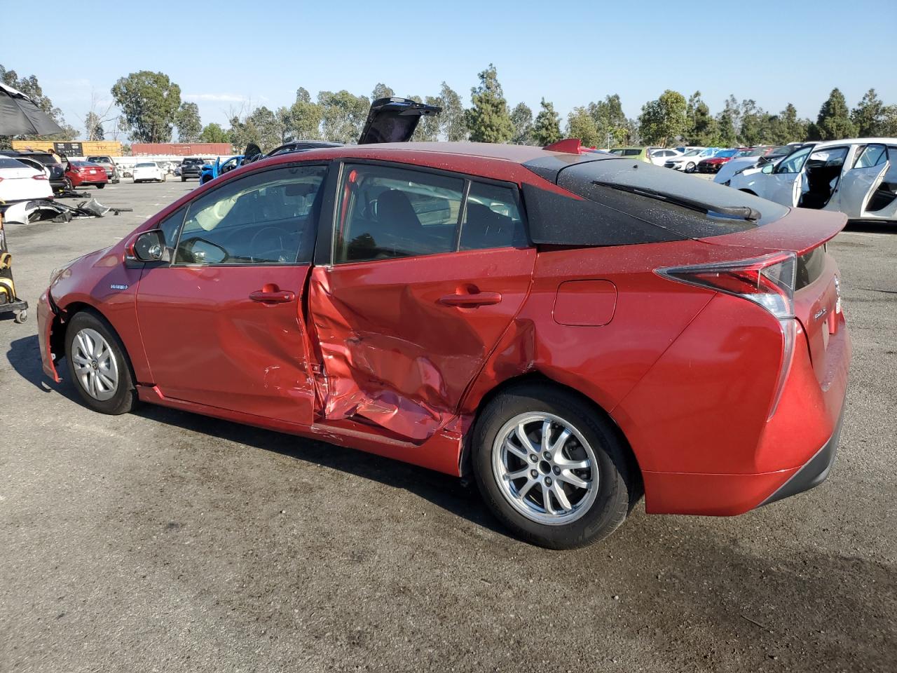 2017 Toyota Prius - Image 2