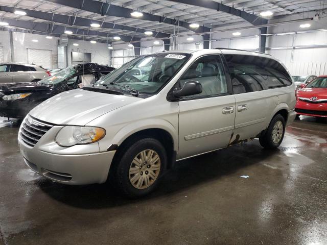 2007 Chrysler Town & Country Lx