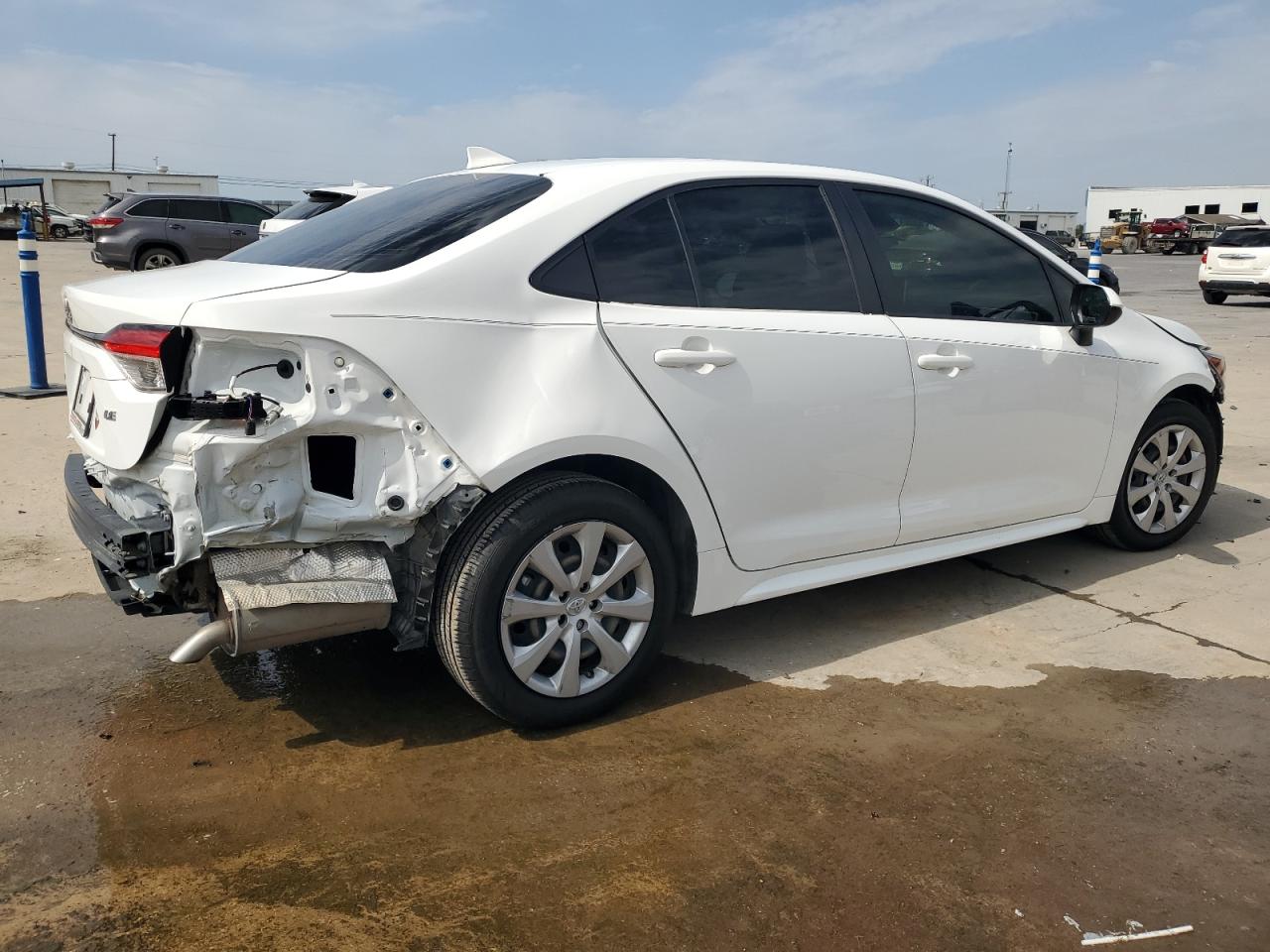 JTDEPRAE2LJ078715 2020 Toyota Corolla Le