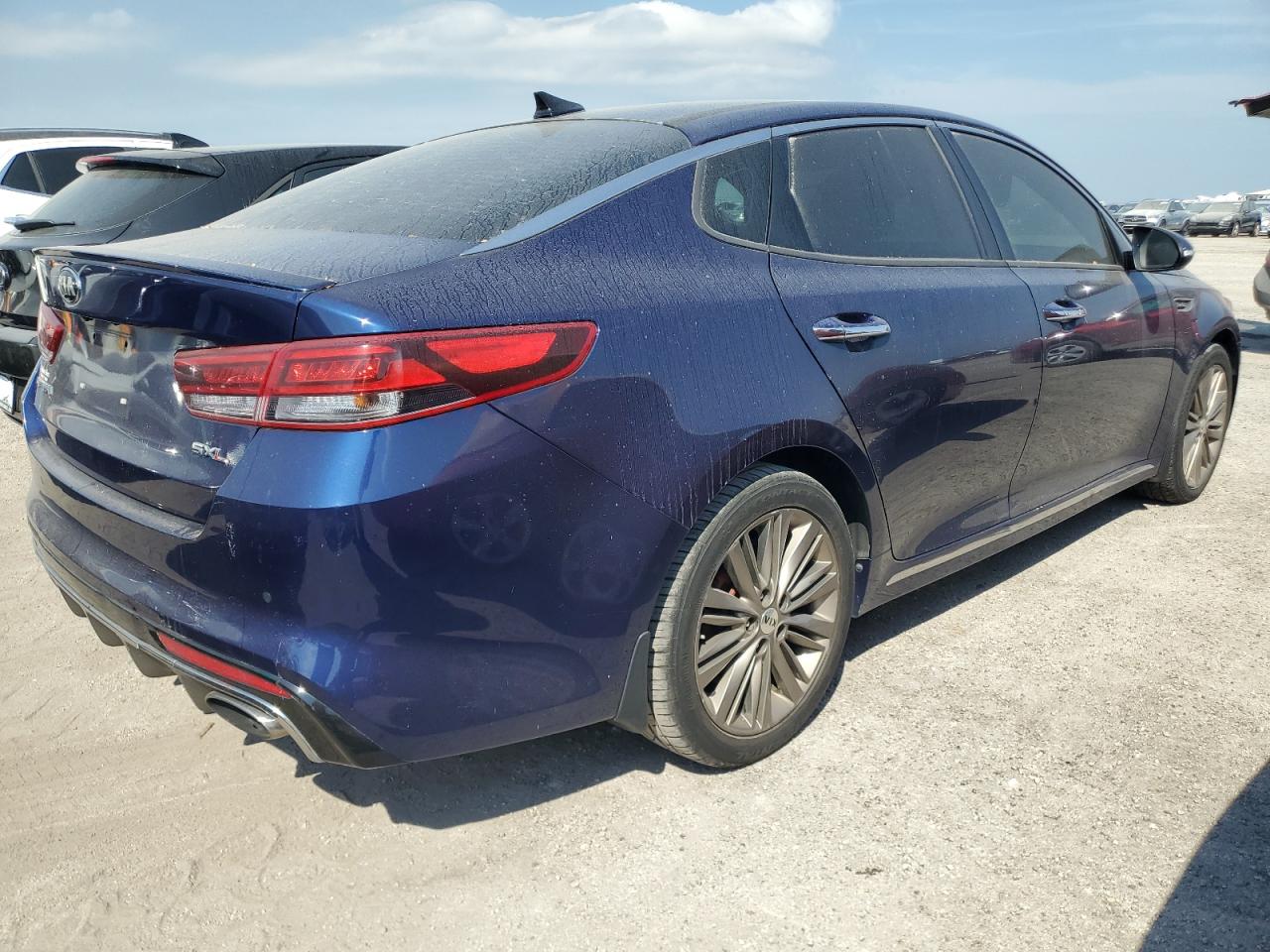 5XXGV4L21HG138127 2017 Kia Optima Sxl