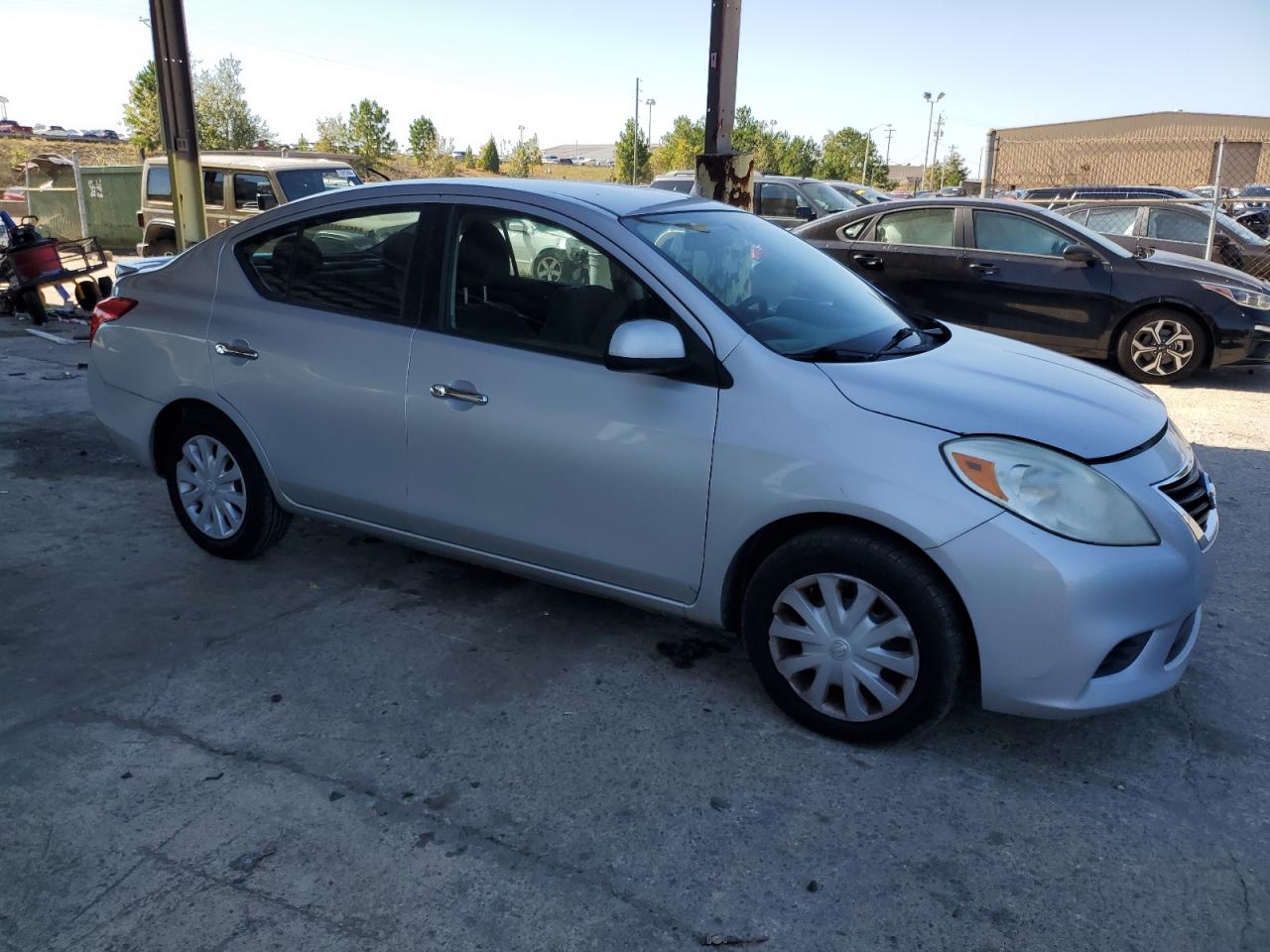 2013 Nissan Versa - Image 4