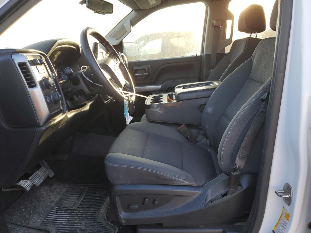 2018 Chevrolet Silverado K1500 Lt VIN: 1GCVKREC9JZ360694 Lot: 75276394