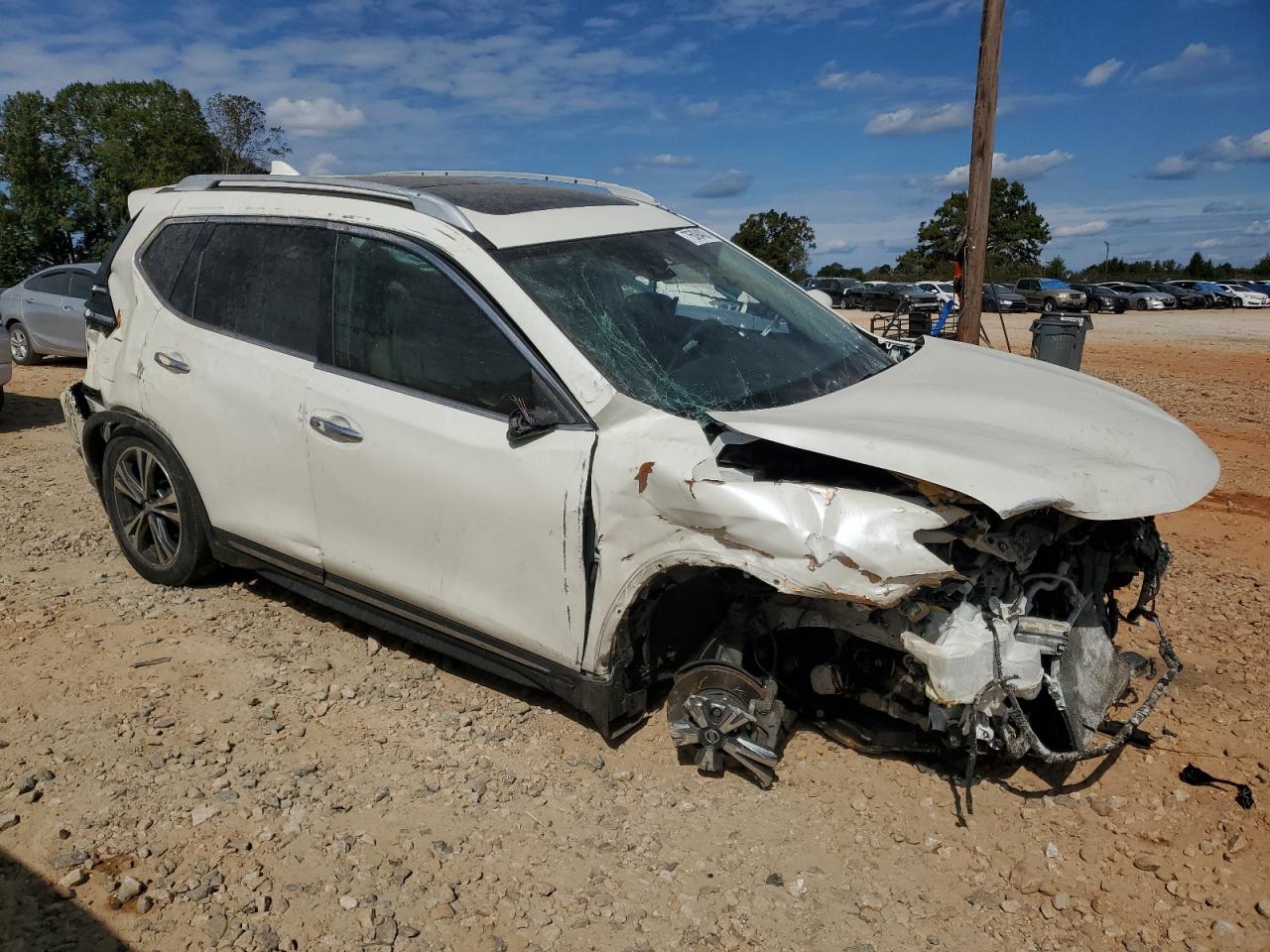 2017 Nissan Rogue S VIN: JN8AT2MT1HW380135 Lot: 76094824