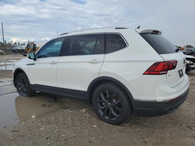 3VV3B7AX2RM064287 Volkswagen Tiguan SE 2