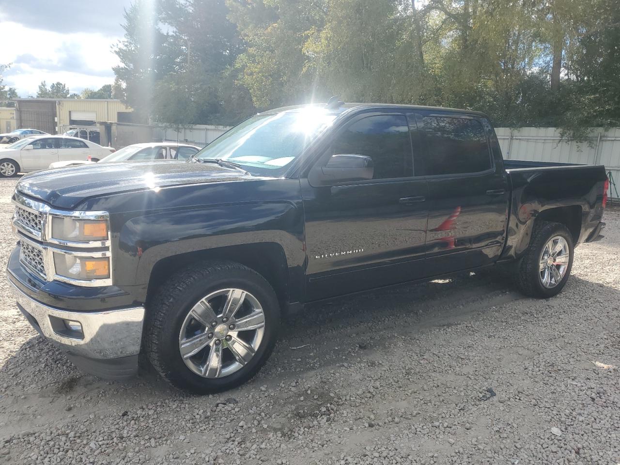 2015 Chevrolet Silverado - Image 1