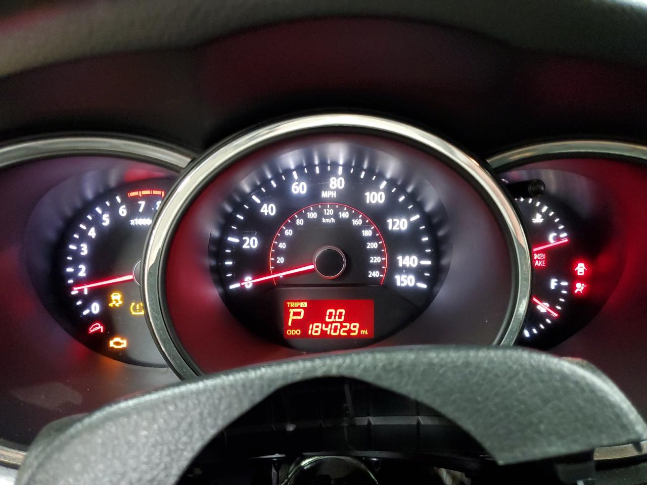 2012 Kia Sorento - Image 9