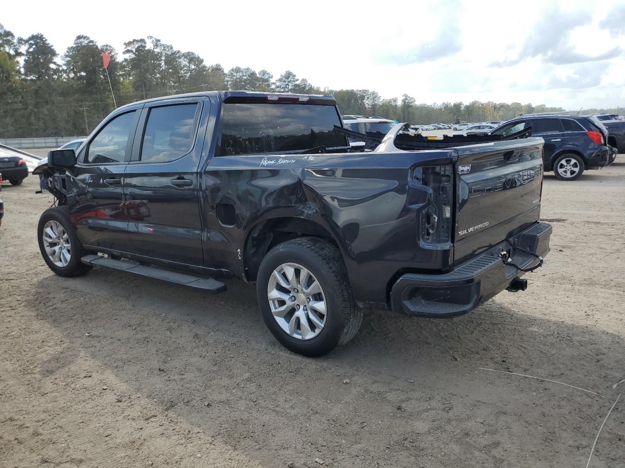 2022 Chevrolet Silverado - Image 2