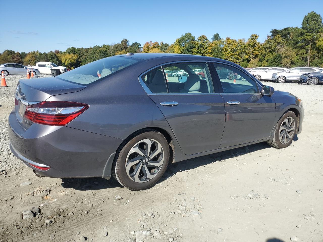 2017 Honda Accord Exl VIN: 1HGCR3F80HA010018 Lot: 76567774