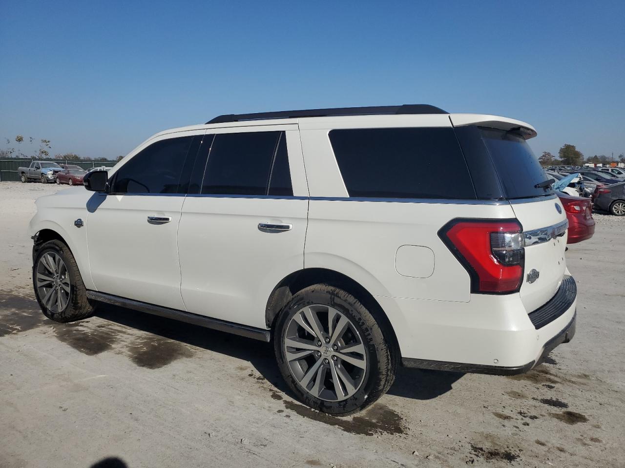2020 Ford Expedition - Image 2