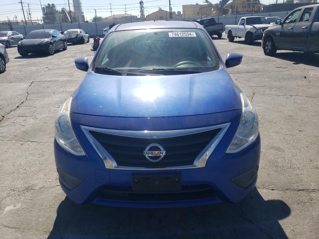 2015 Nissan Versa - Image 5