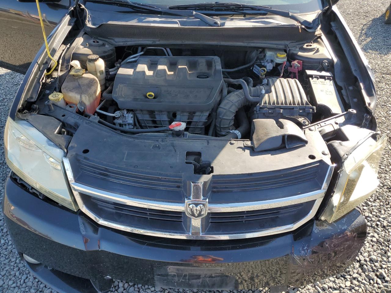 2010 Dodge Avenger - Image 12