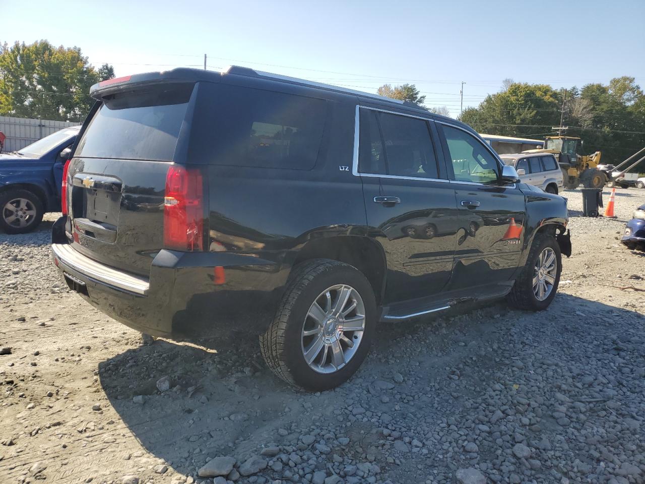2015 Chevrolet Tahoe - Image 3