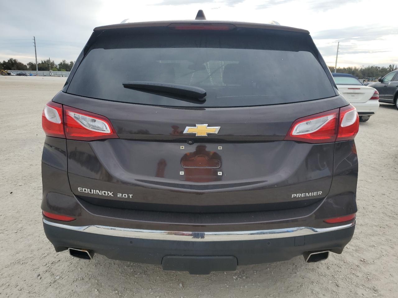 2020 Chevrolet Equinox Premier VIN: 2GNAXPEX5L6124492 Lot: 76974564