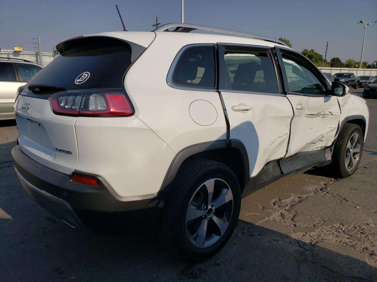 2019 Jeep Grand Cherokee - Image 3