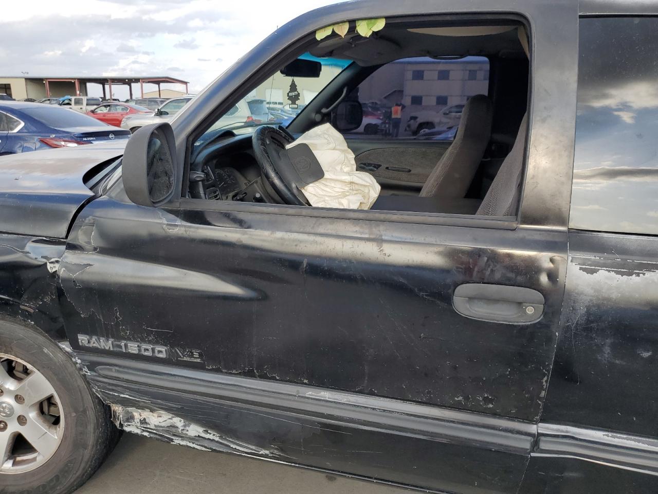 2000 Dodge Ram 1500 VIN: 3B7HC13YXYG104164 Lot: 45096325