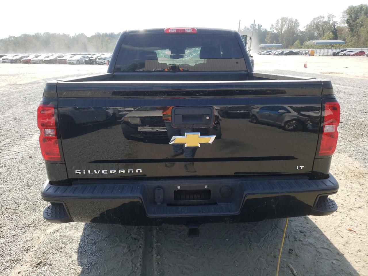 3GCUKREC9JG587833 2018 Chevrolet Silverado K1500 Lt