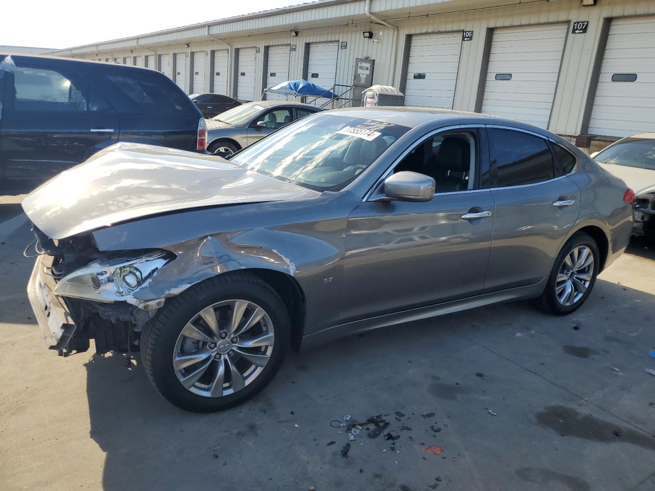 2014 Infiniti Q70 3.7 for Sale in Louisville, KY - Front End