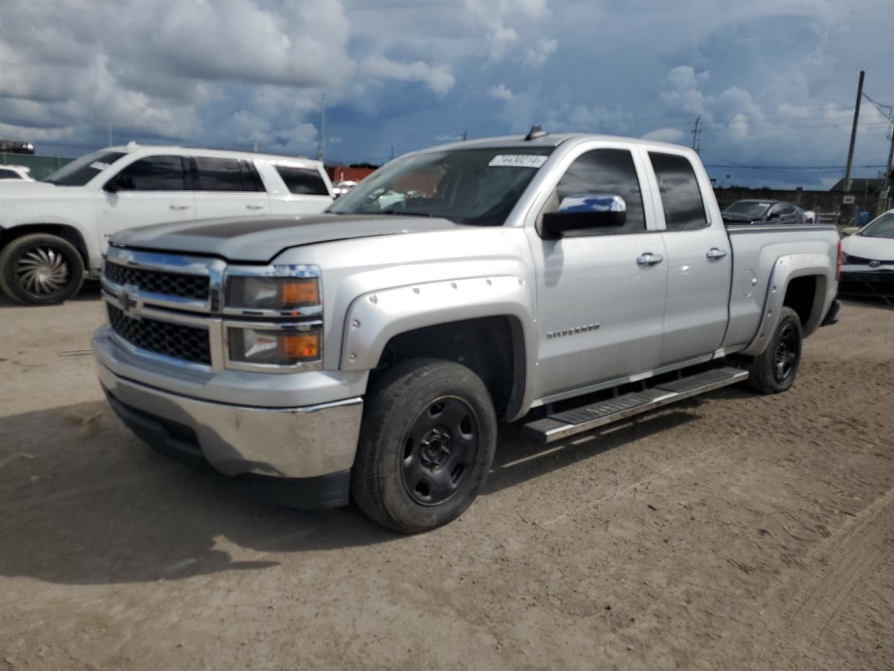 2015 Chevrolet Silverado - Image 1