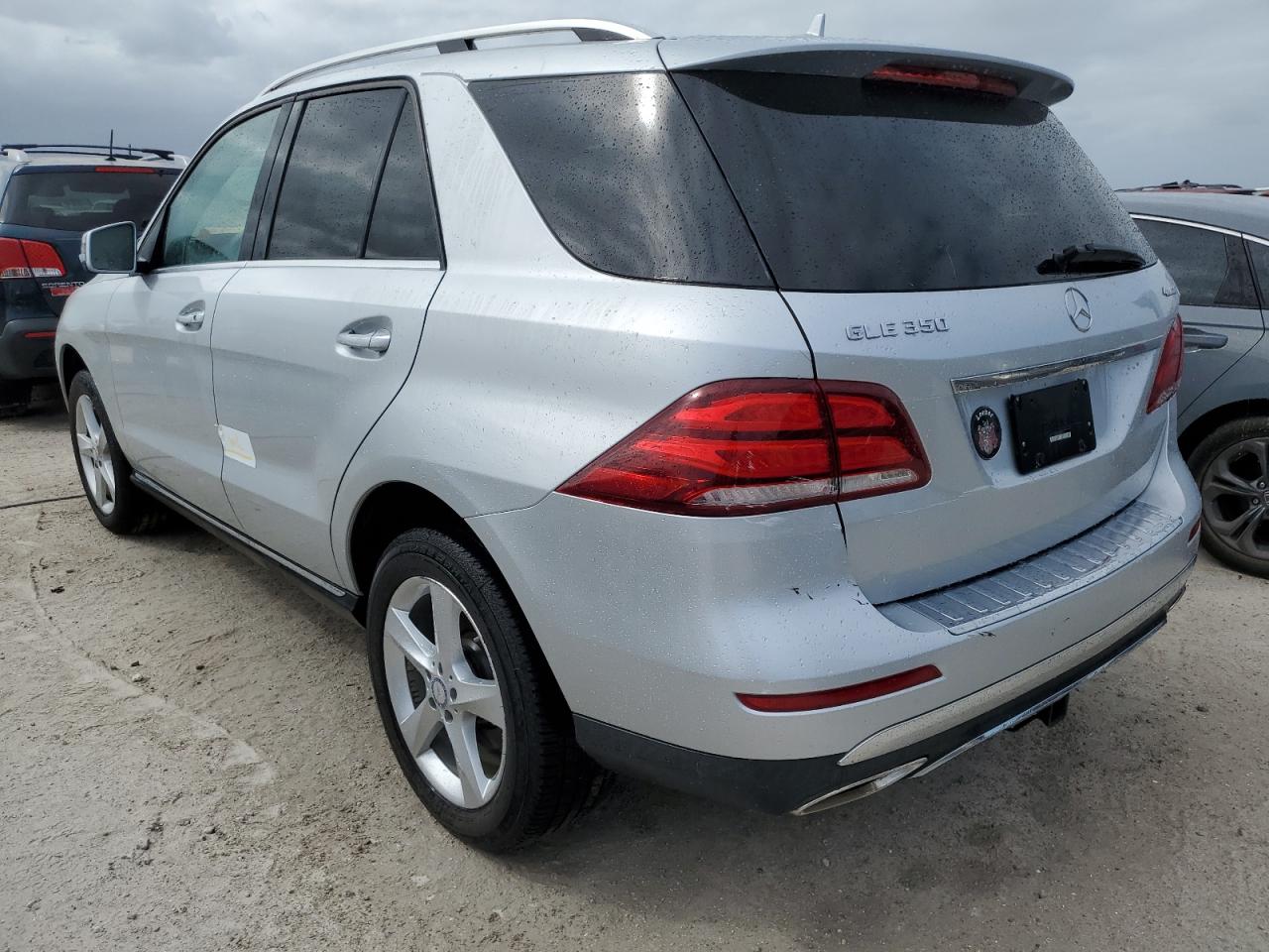 2017 Mercedes-Benz GLE - Image 2