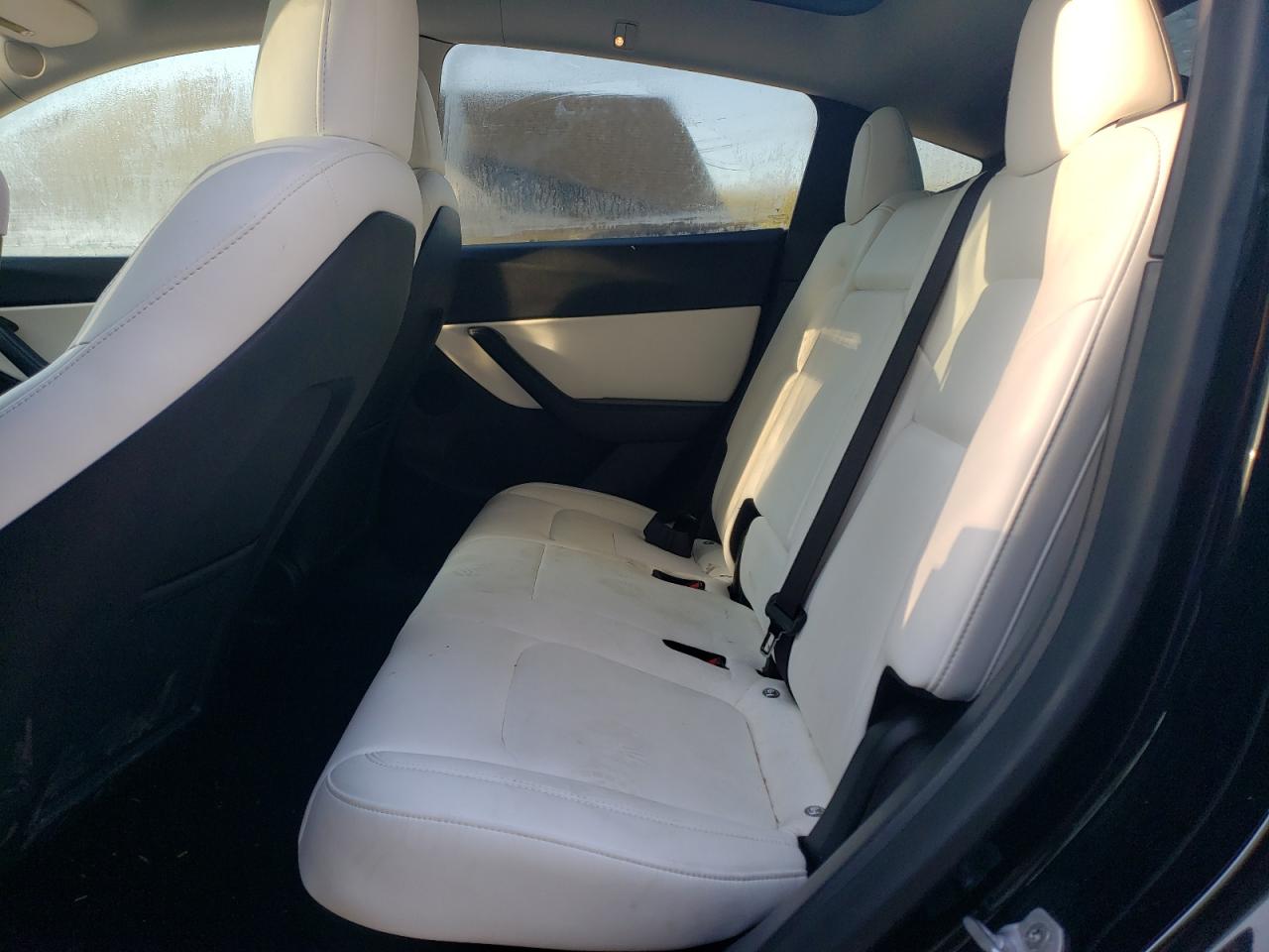 5YJYGDEE0MF187385 2021 Tesla Model Y