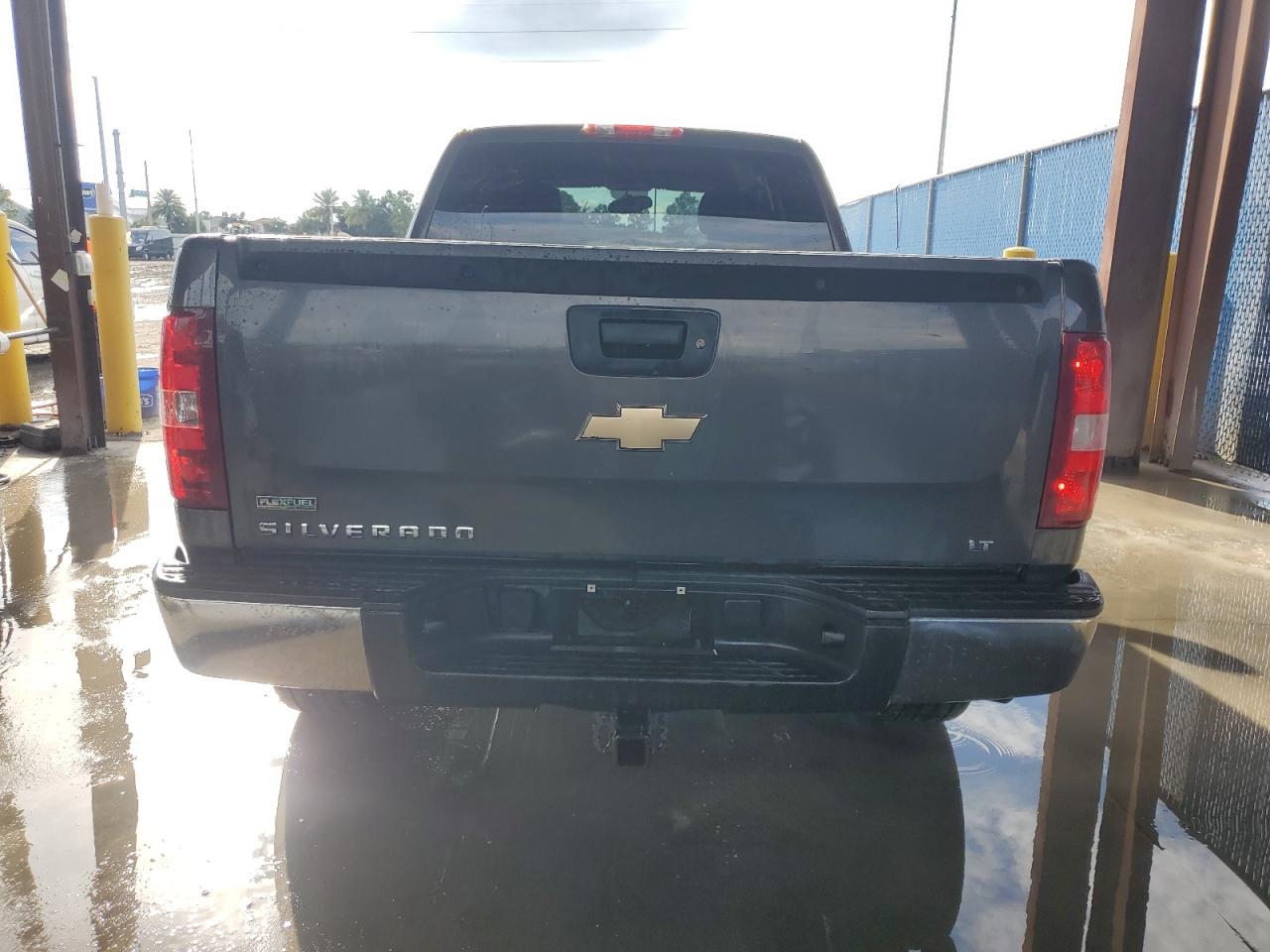 2010 Chevrolet Silverado - Image 6