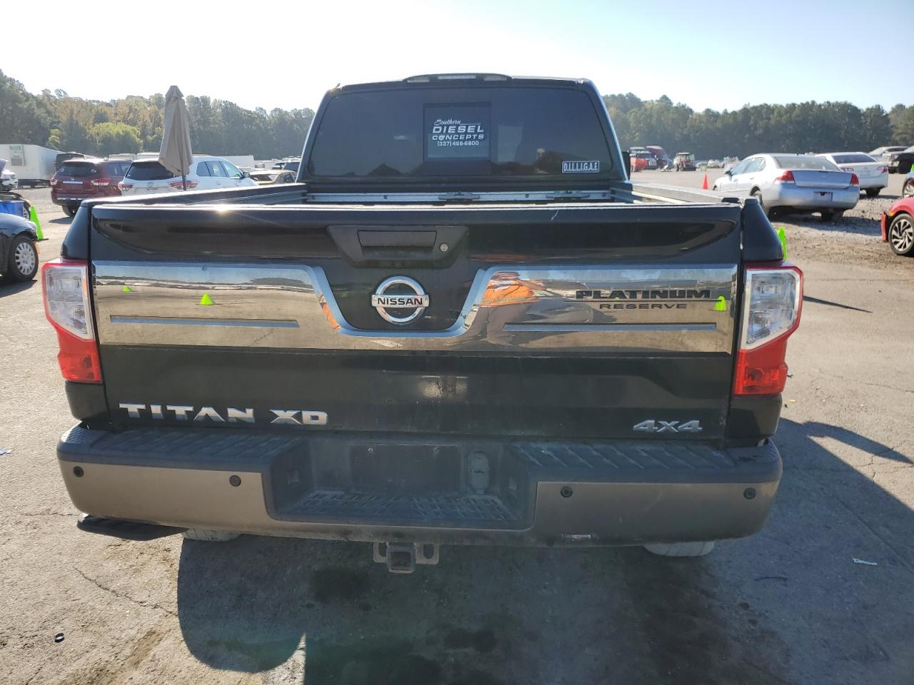 1N6BA1F49HN550363 2017 Nissan Titan Xd Sl