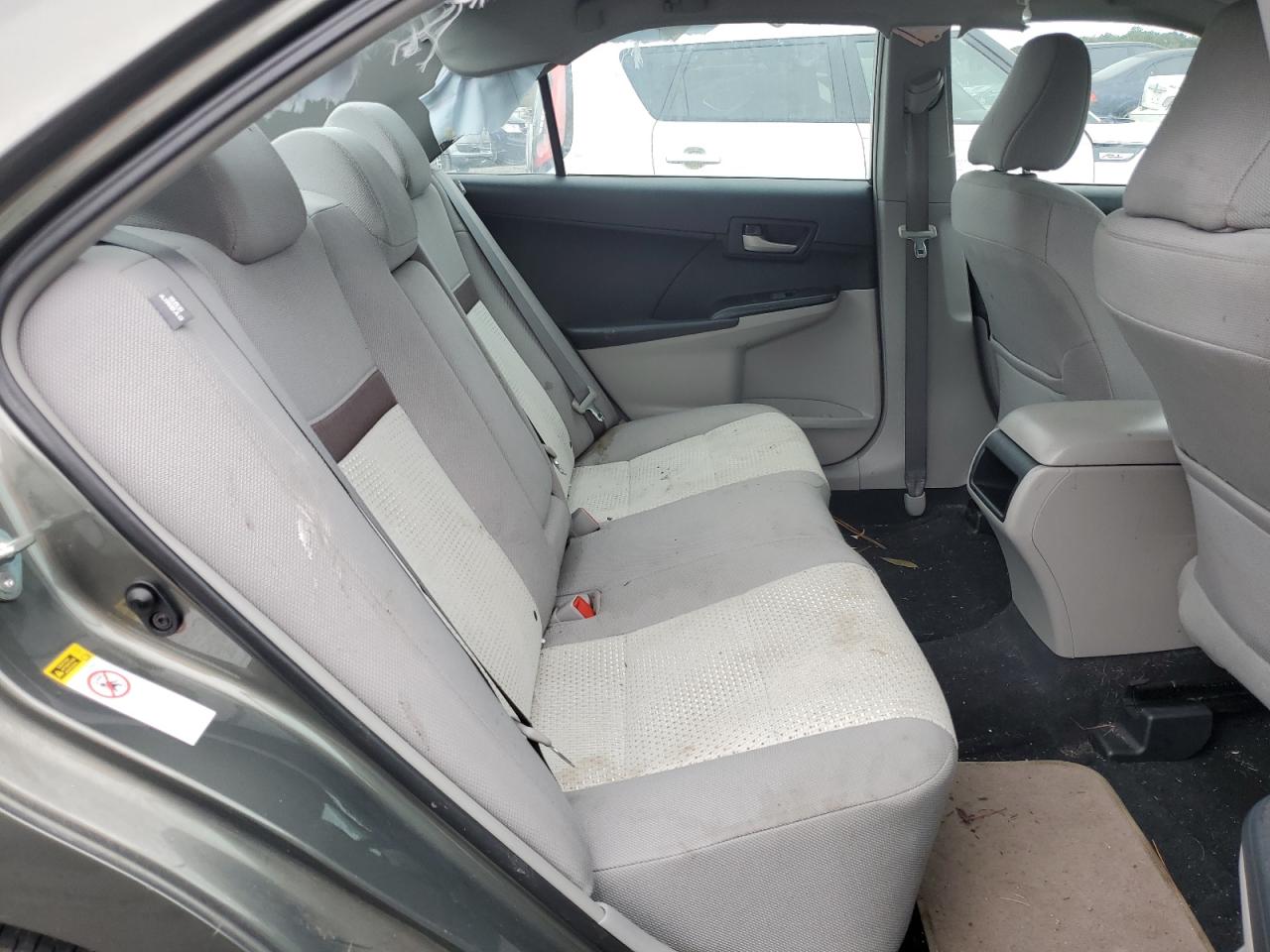 2014 Toyota Camry - Image 10