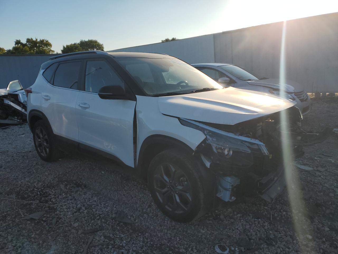 2024 Kia Seltos - Image 4