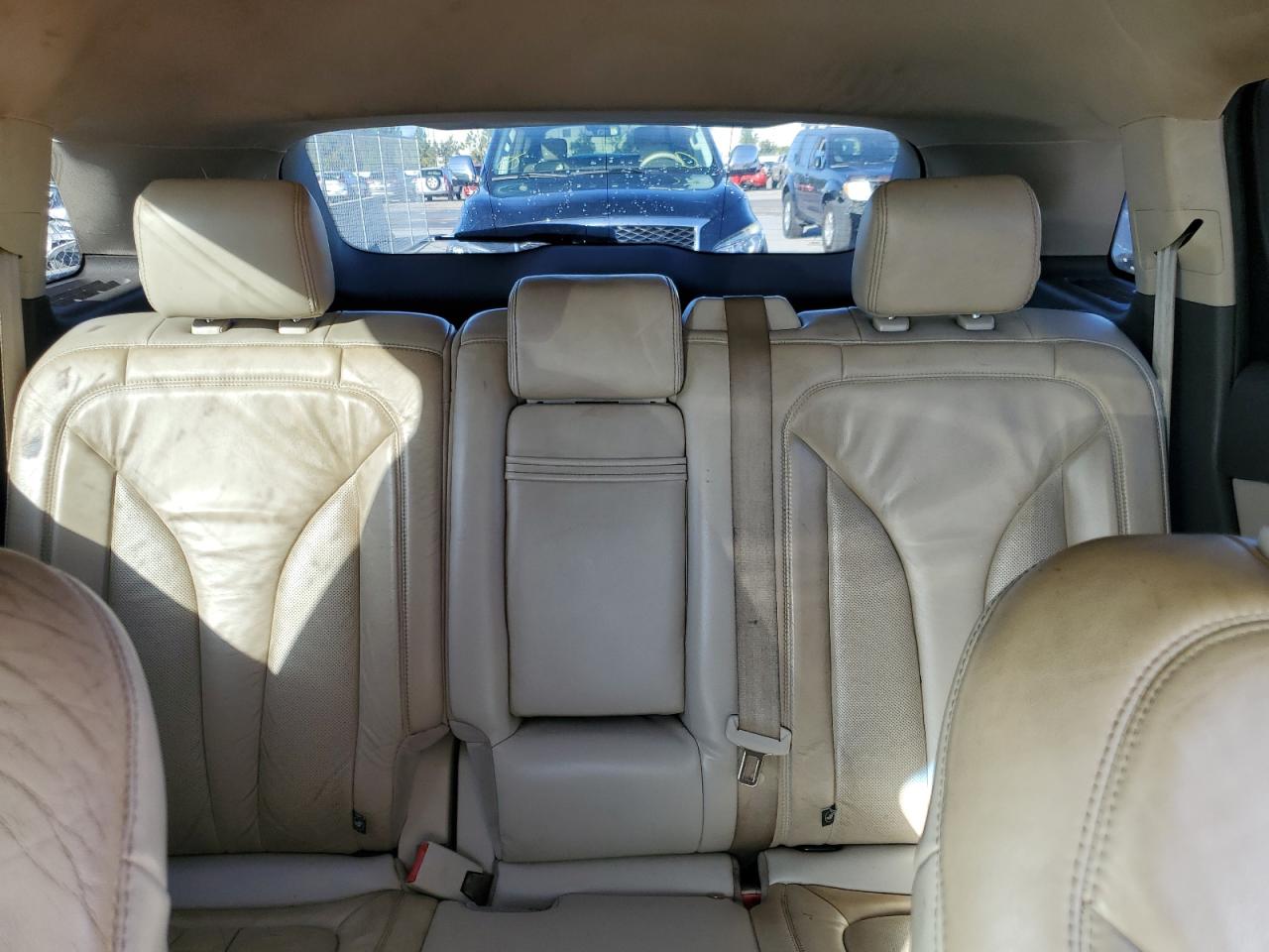 2016 Lincoln MKX - Image 10