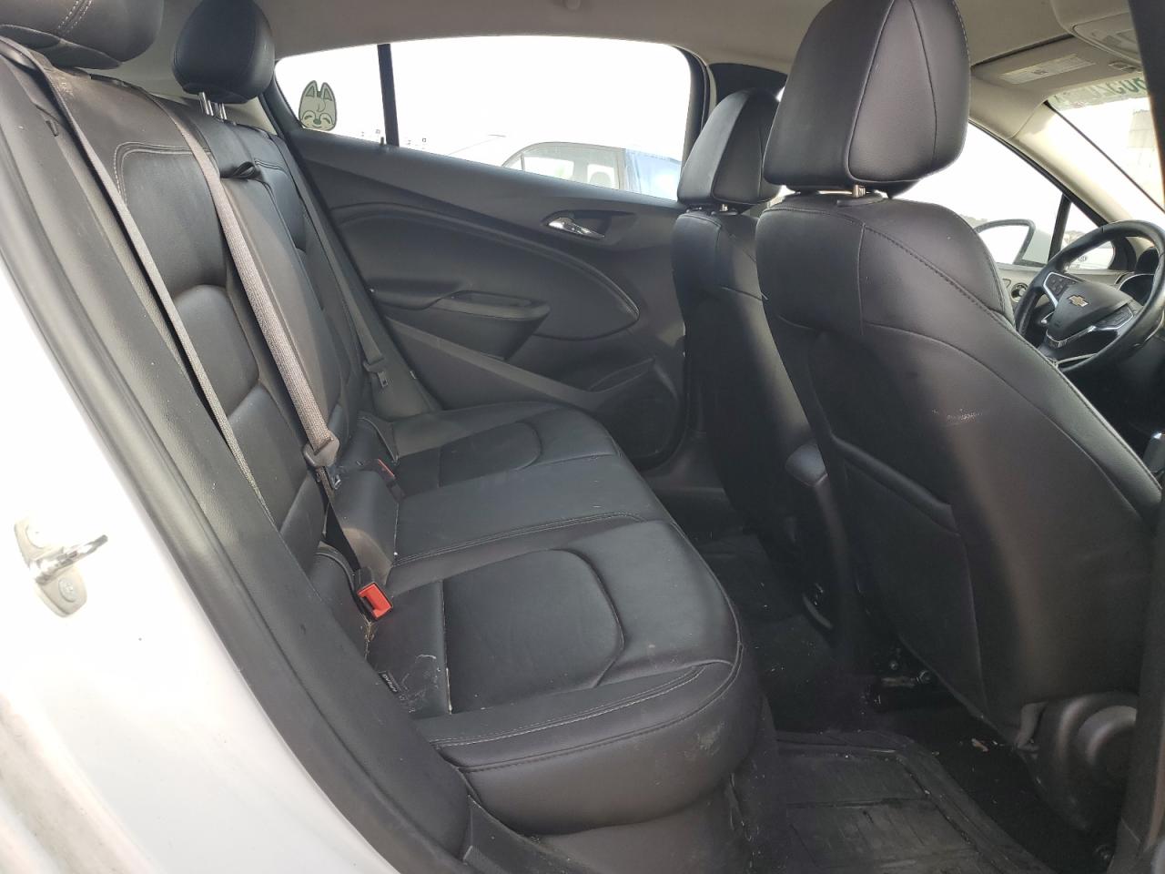 2018 Chevrolet Cruze - Image 10