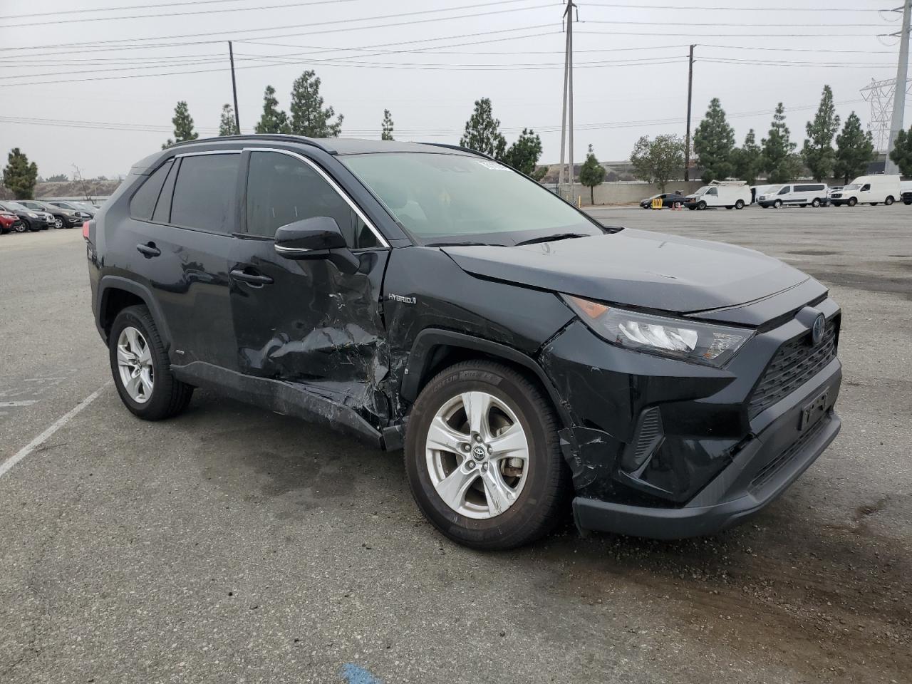 2019 Toyota RAV 4 - Image 4