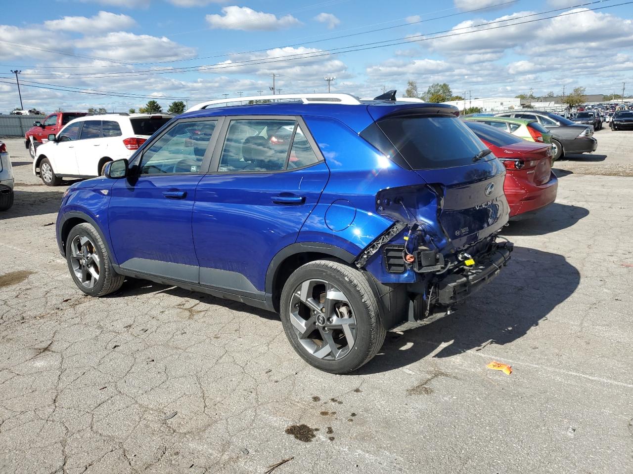 2021 Hyundai Venue - Image 2