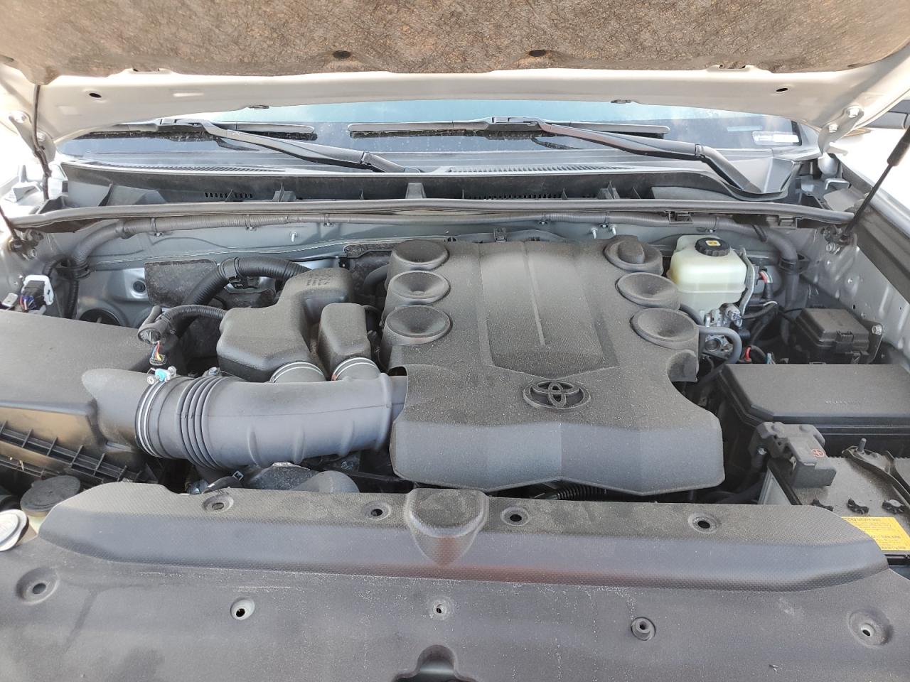 2021 Toyota 4Runner - Image 11